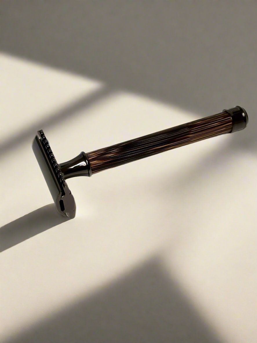 Sustainable Bamboo Razor - Smooth Shave, Eco-Friendly – Lola James